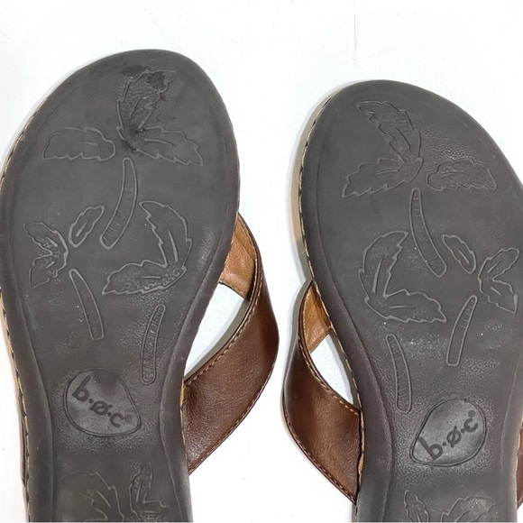 Born Concept BOC Women Brown Faux Leather Slip On Sandals Size 7M - Picture 7 of 10